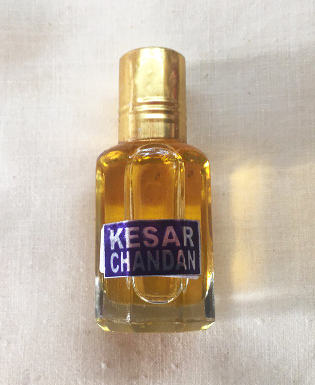 Kesar chandan aroma oil